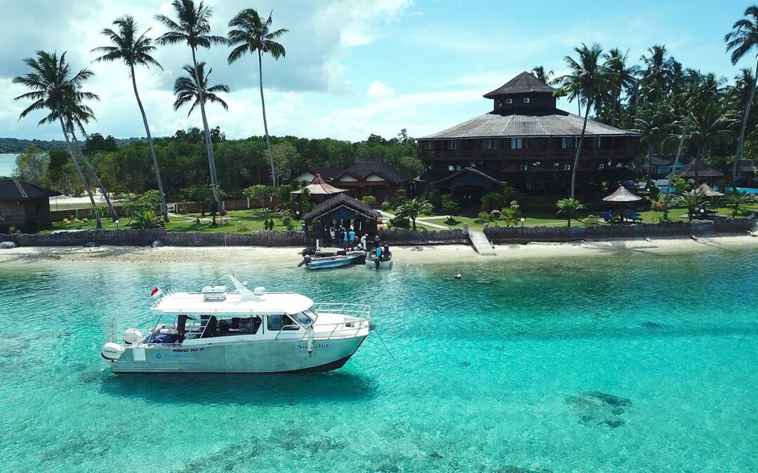 INDONÉSIA – MACARONIS RESORT